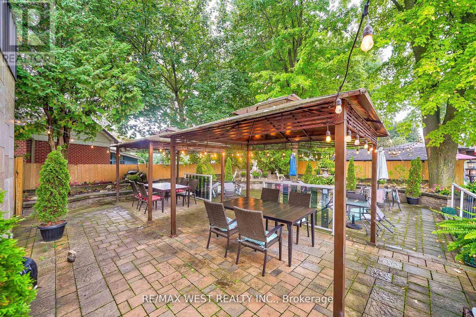 Photo 3 of A 543 Speedvale Avenue E, Guelph ON