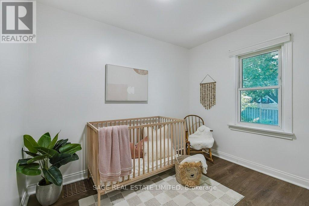 Photo 12 of 209 Bedford Road, Kitchener ON