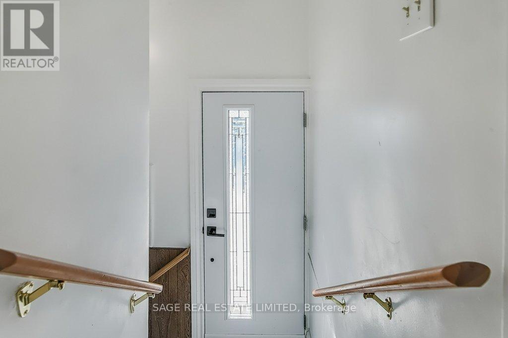 Photo 15 of 209 Bedford Road, Kitchener ON