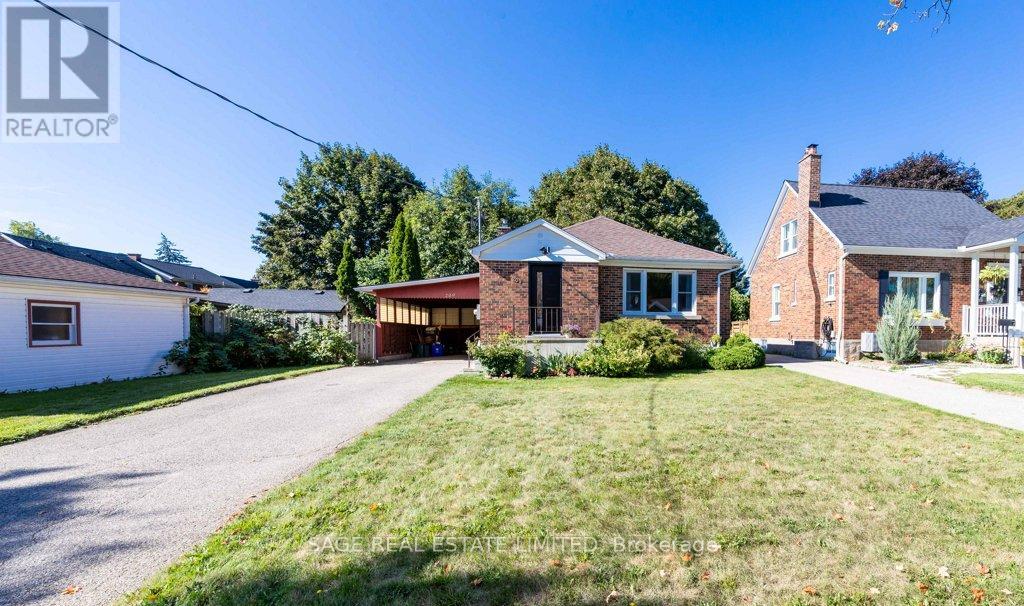 Photo 24 of 209 Bedford Road, Kitchener ON