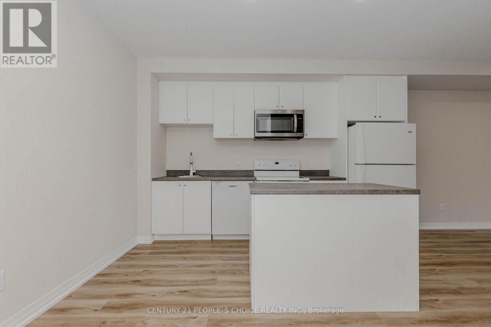 Photo 16 of 206 50 Herrick Avenue, St Catharines ON