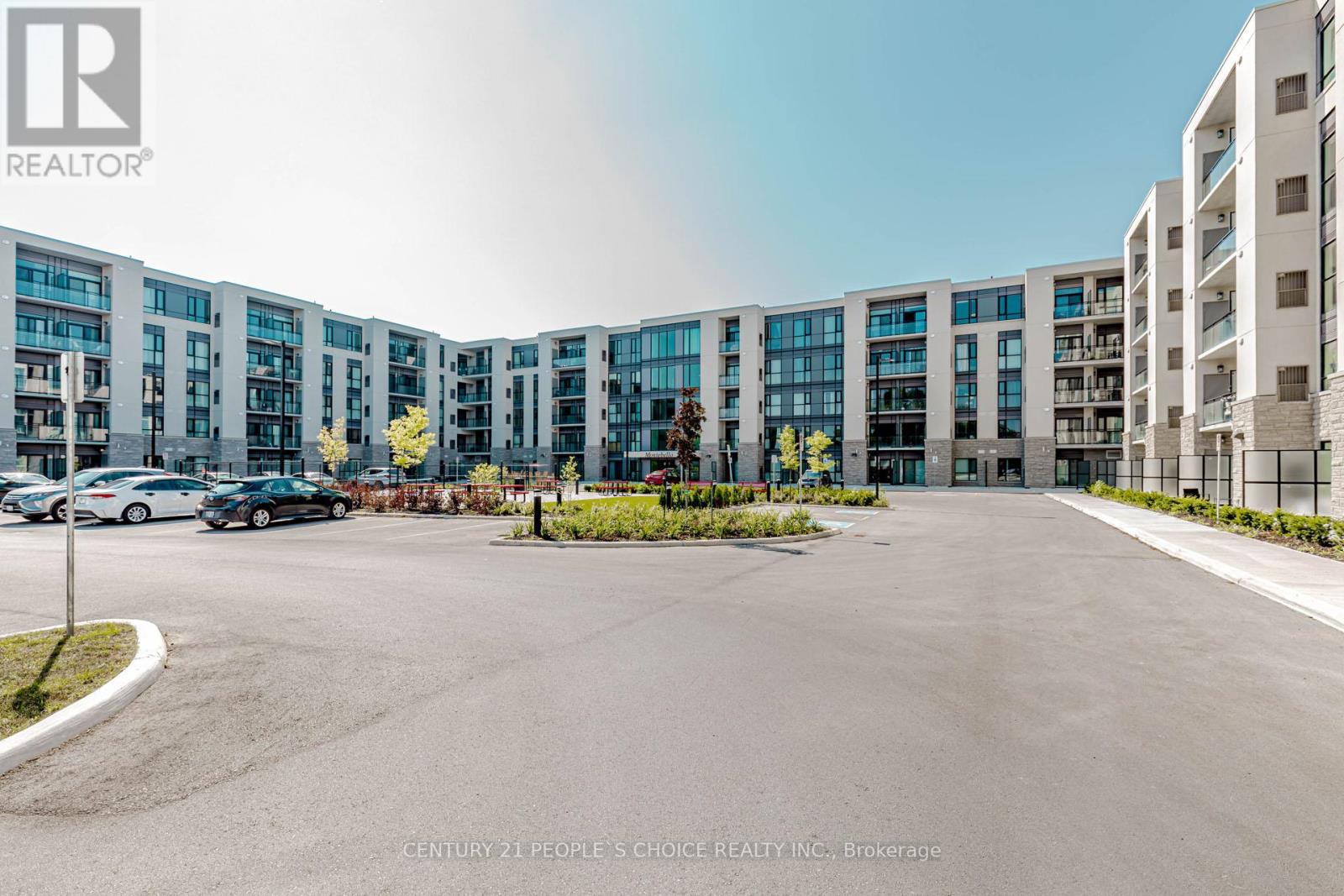Photo 2 of 206 50 Herrick Avenue, St Catharines ON