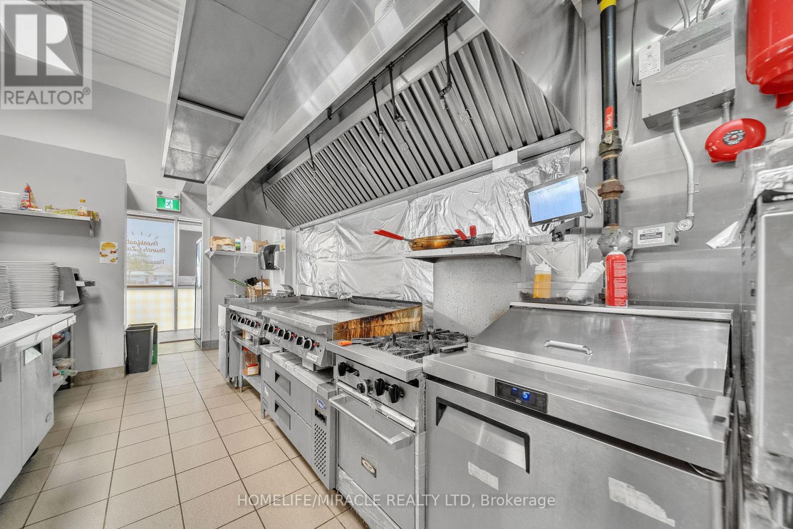 Photo 24 of 6 4293 King Street E, Kitchener ON