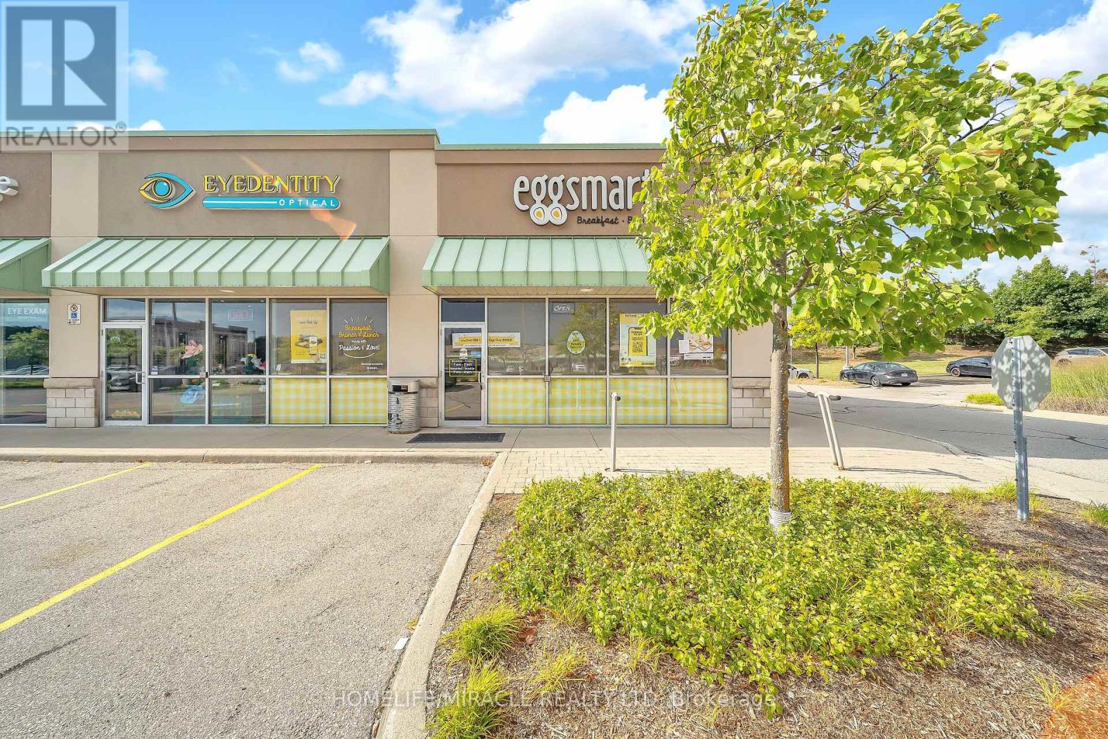 Photo 3 of 6 4293 King Street E, Kitchener ON