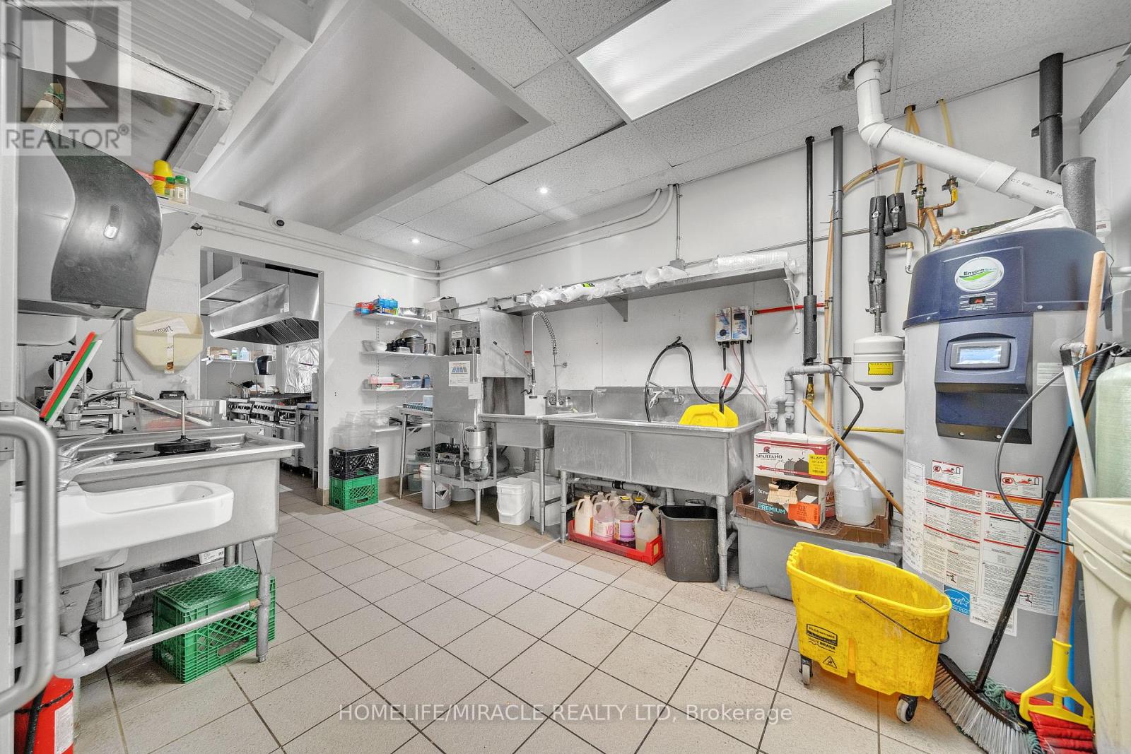 Photo 32 of 6 4293 King Street E, Kitchener ON
