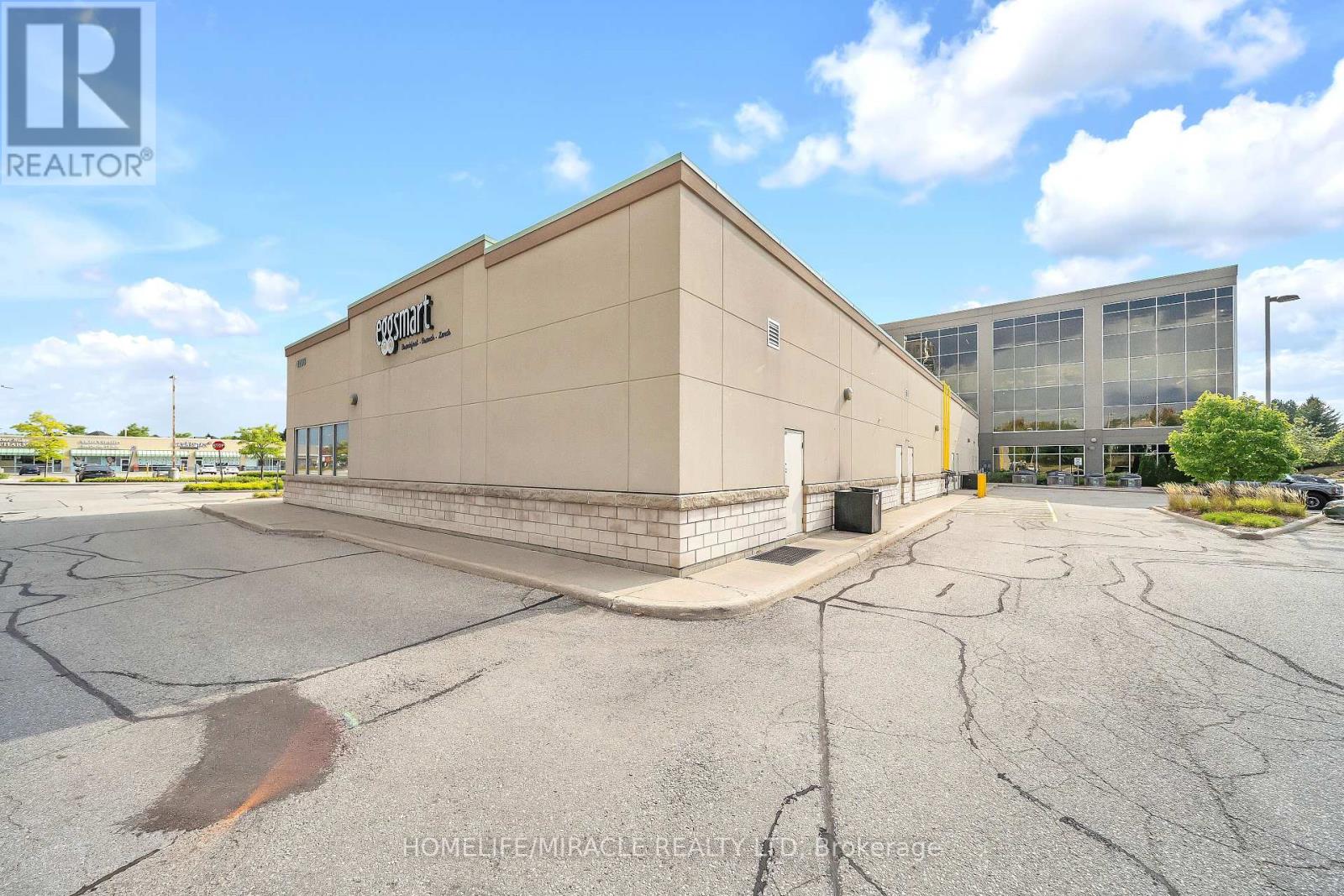 Photo 8 of 6 4293 King Street E, Kitchener ON