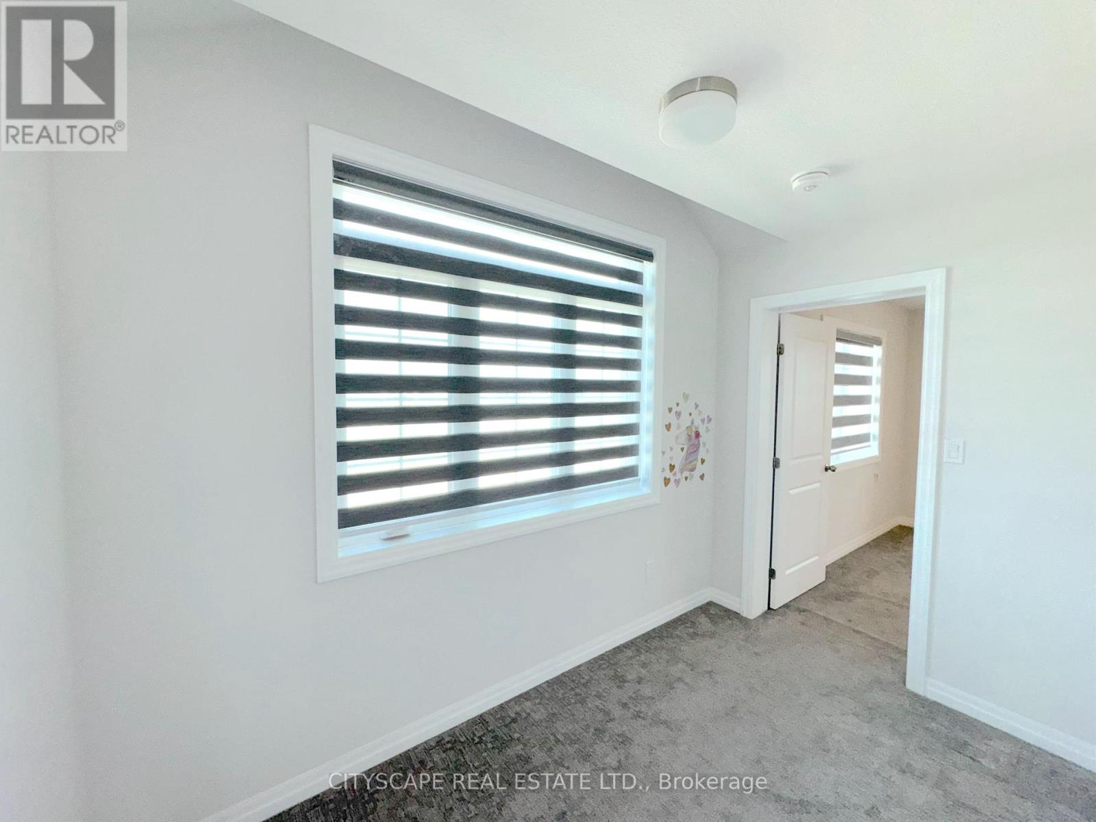 Photo 26 of 118 Benjamin Parkway, St Thomas ON