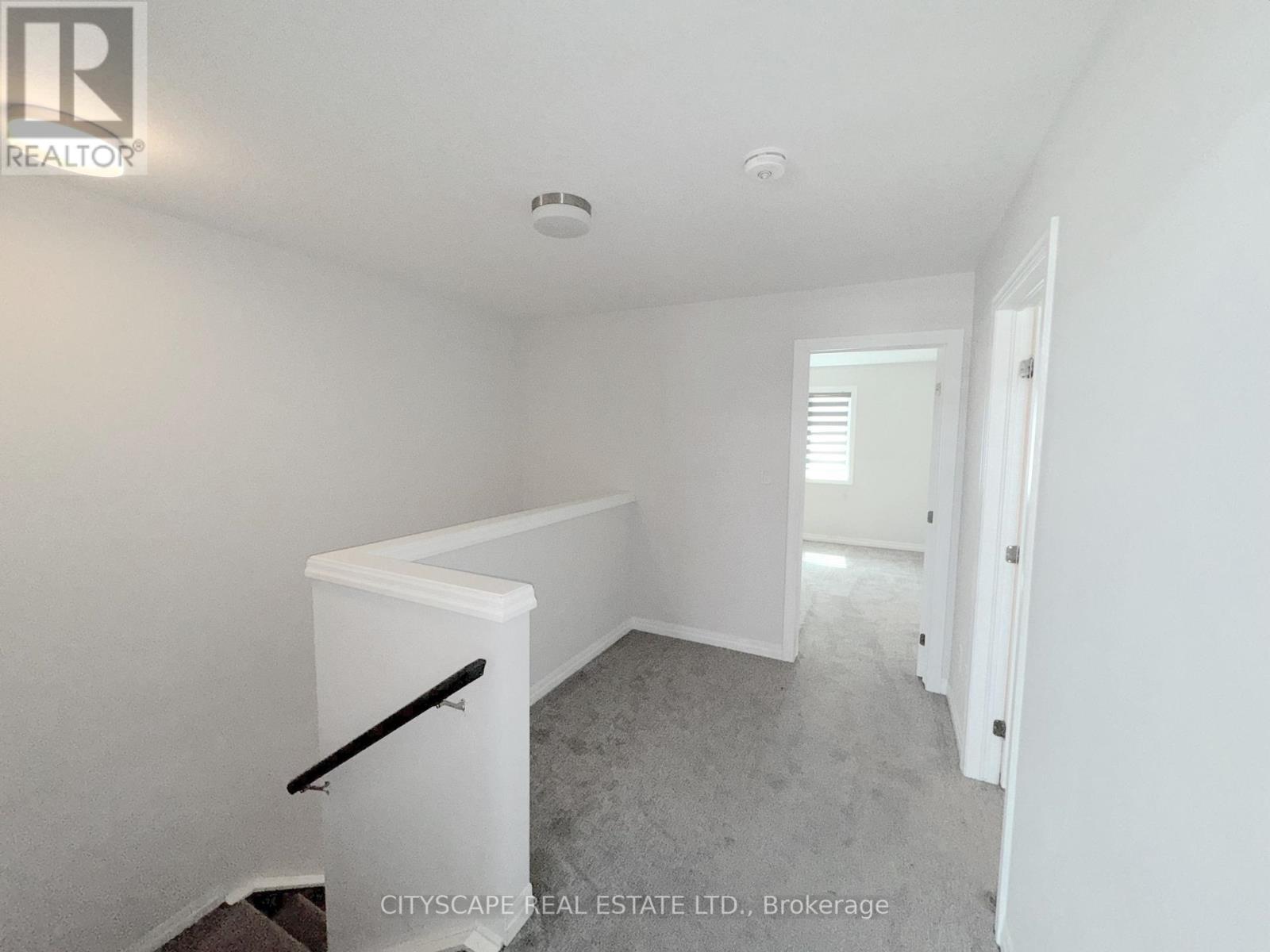 Photo 27 of 118 Benjamin Parkway, St Thomas ON