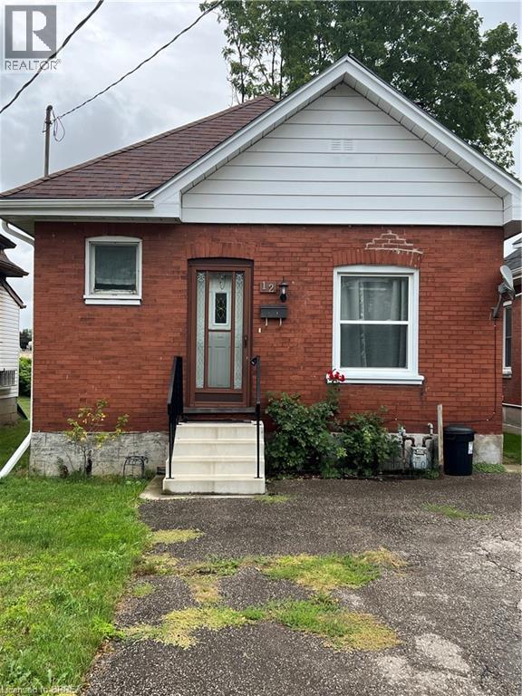 Photo 1 of 12 Carlyle Street, Brantford ON