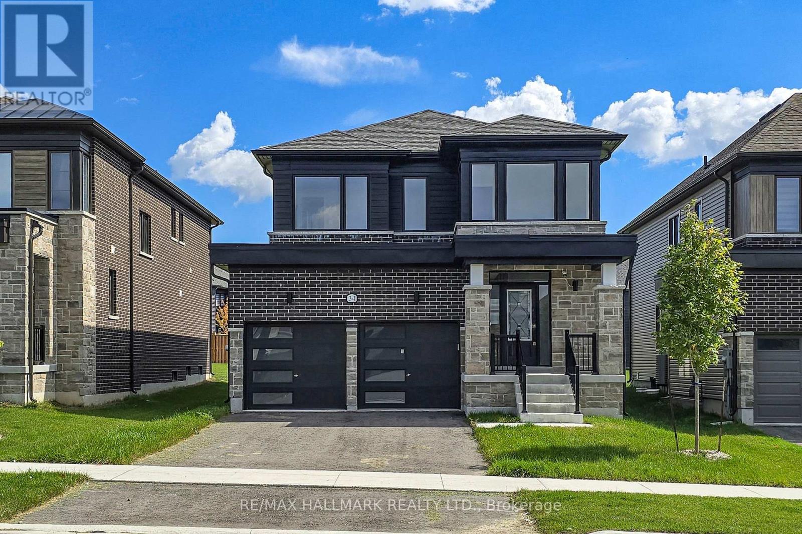 Photo 1 of 34 Nicort Road, Wasaga Beach ON