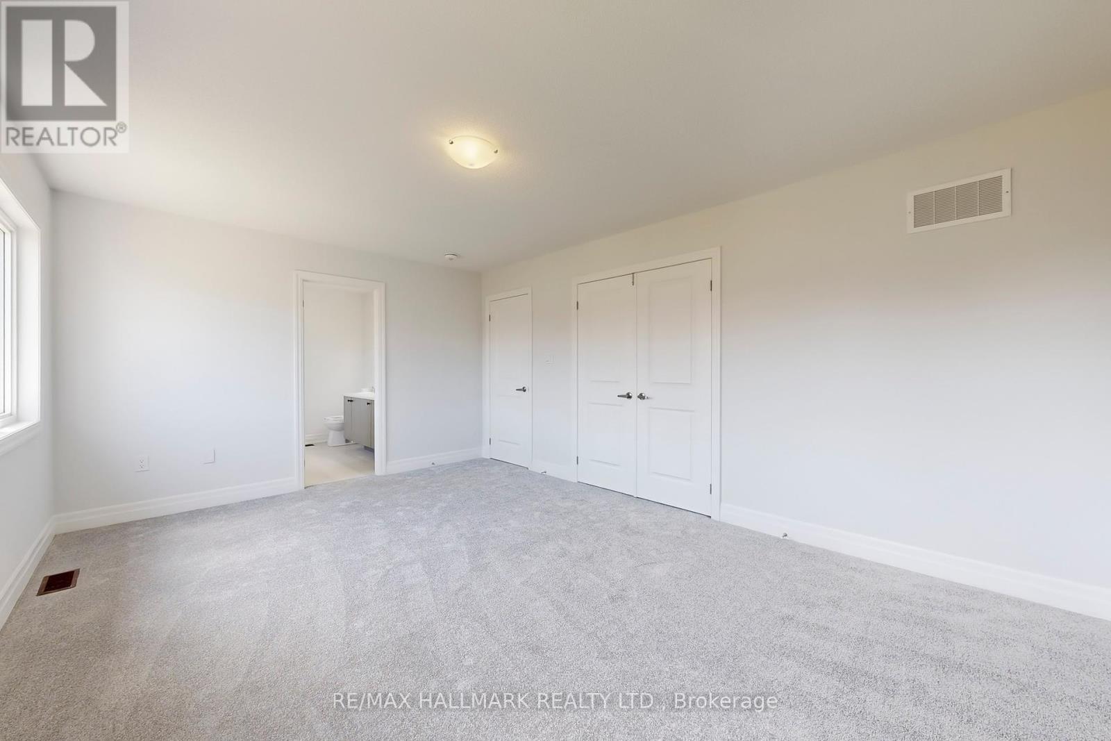 Photo 28 of 34 Nicort Road, Wasaga Beach ON
