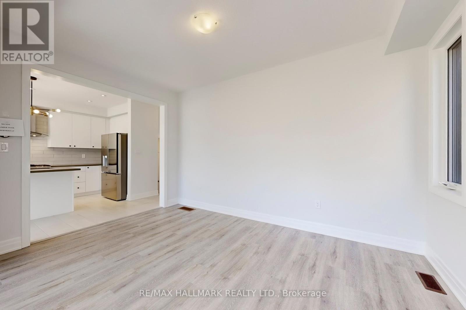 Photo 10 of 34 Nicort Road, Wasaga Beach ON