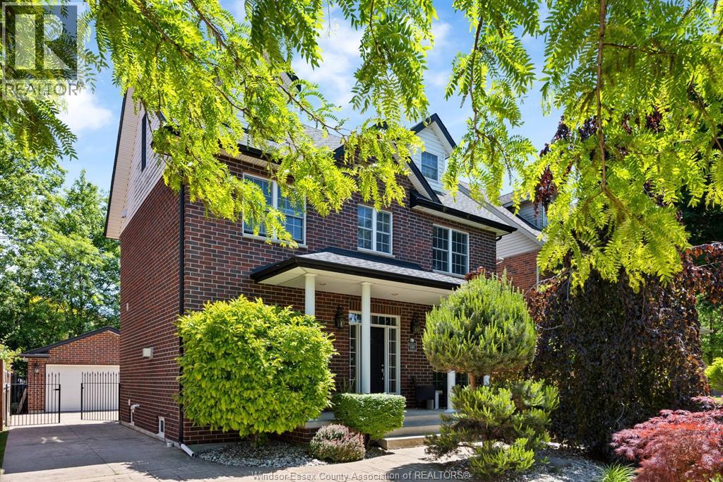 Photo 3 of 1288 Lakeview, Windsor ON