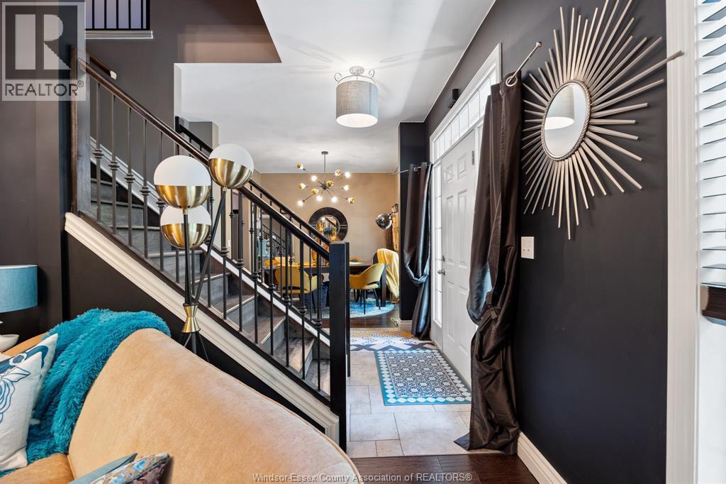 Photo 7 of 1288 Lakeview, Windsor ON