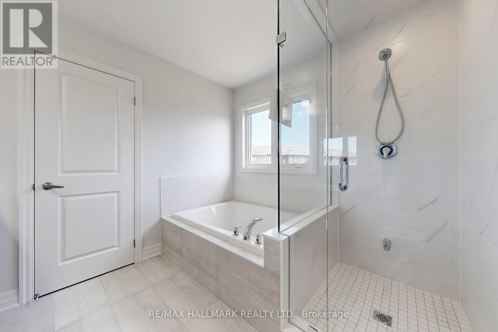 Photo 31 of 34 Nicort Road, Wasaga Beach ON