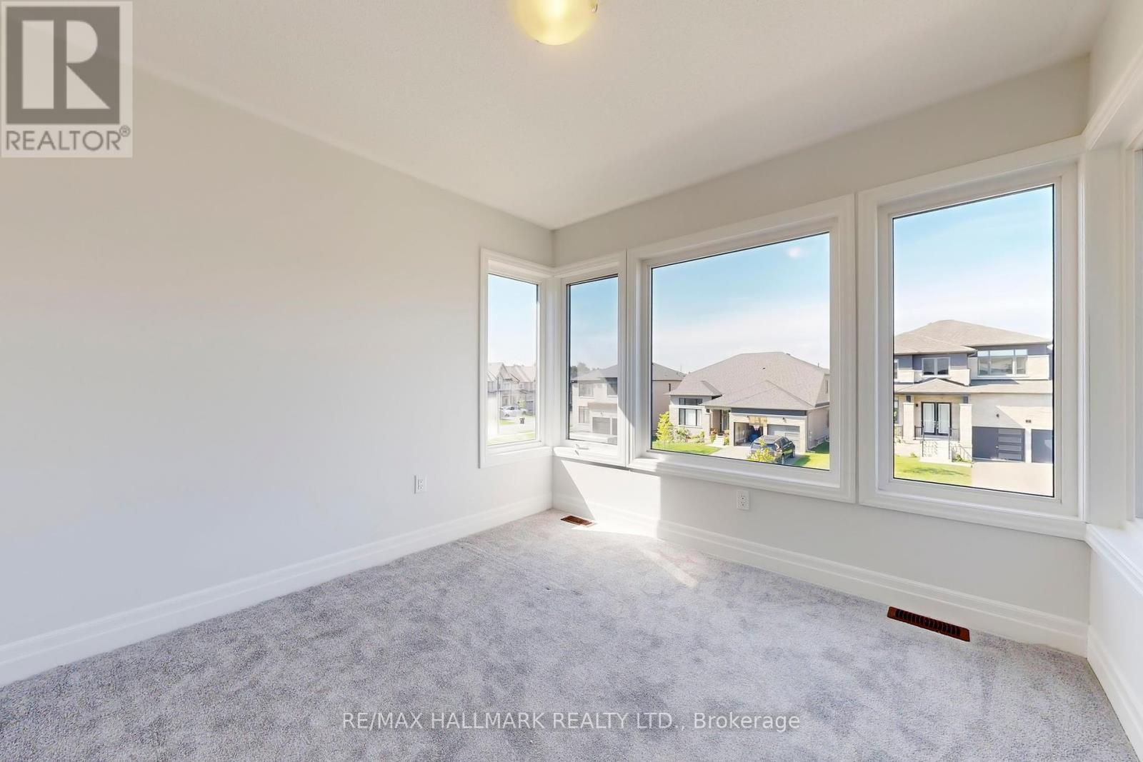 Photo 36 of 34 Nicort Road, Wasaga Beach ON