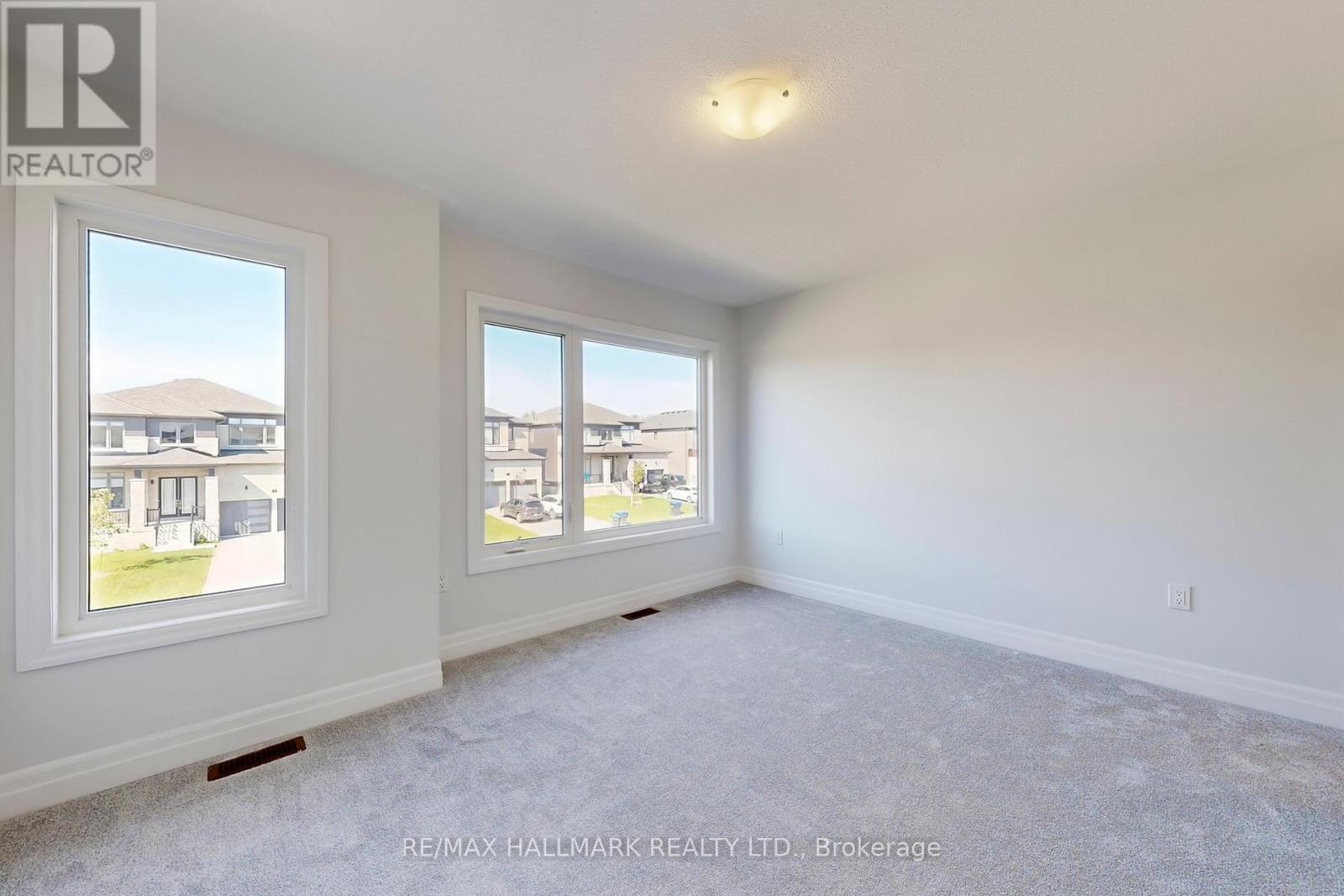 Photo 45 of 34 Nicort Road, Wasaga Beach ON