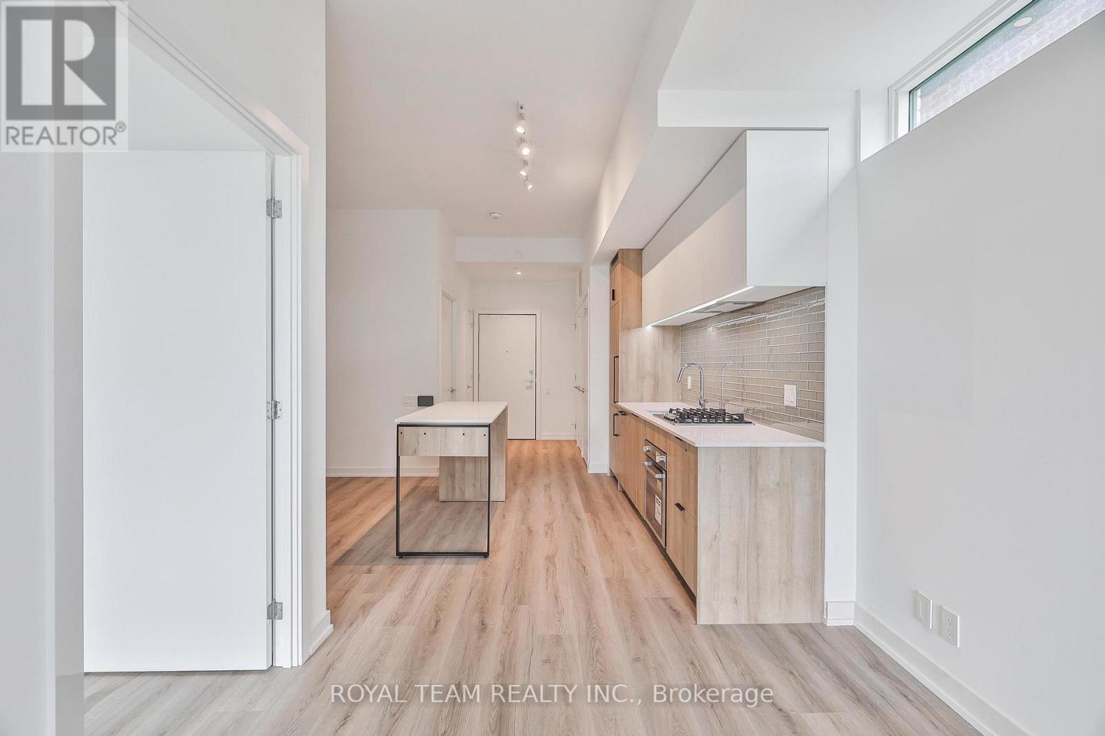 Photo 11 of 203 722 Marlee Avenue, Toronto ON