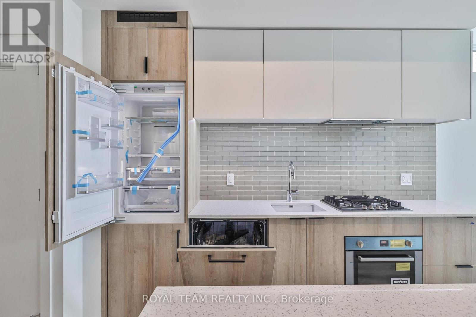 Photo 13 of 203 722 Marlee Avenue, Toronto ON
