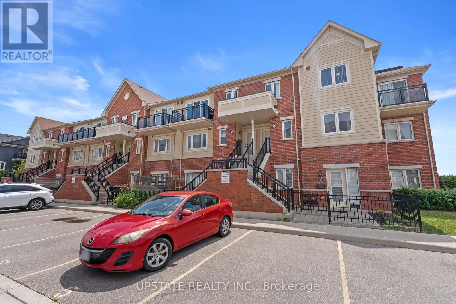 Photo 2 of 205 250 Sunny Meadow Boulevard, Brampton ON