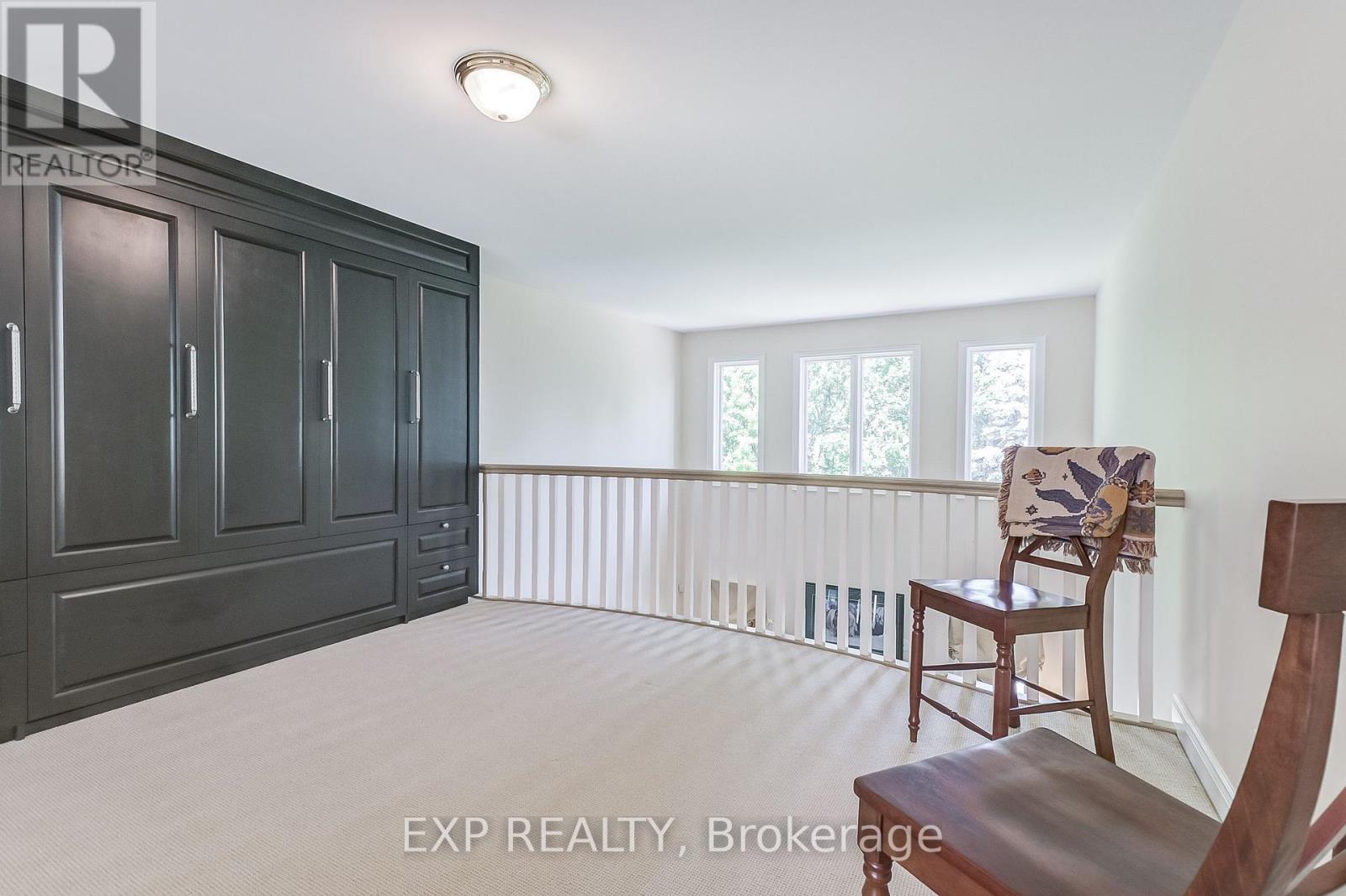 Photo 16 of 806 Hidden Grove Lane, Mississauga ON