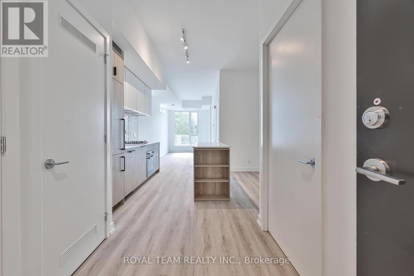 Photo 8 of 203 722 Marlee Avenue, Toronto ON