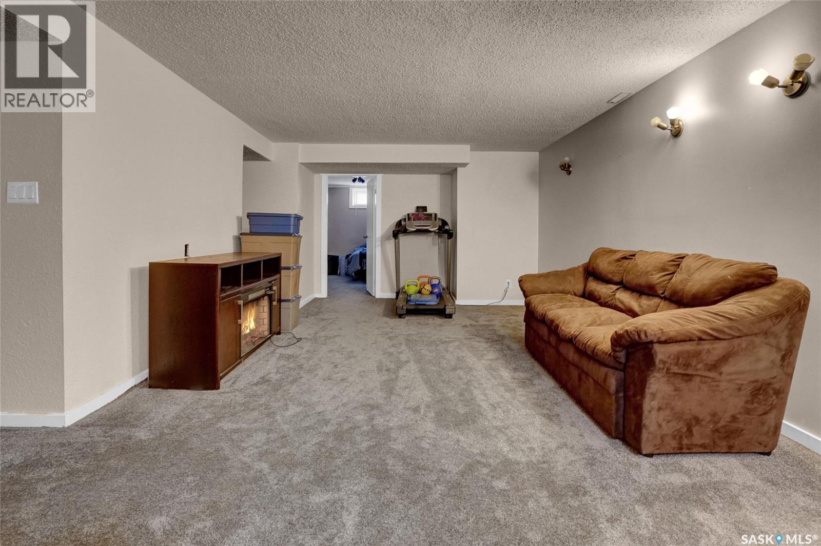 Photo 22 of 750 15th Avenue Nw, Moose Jaw SK