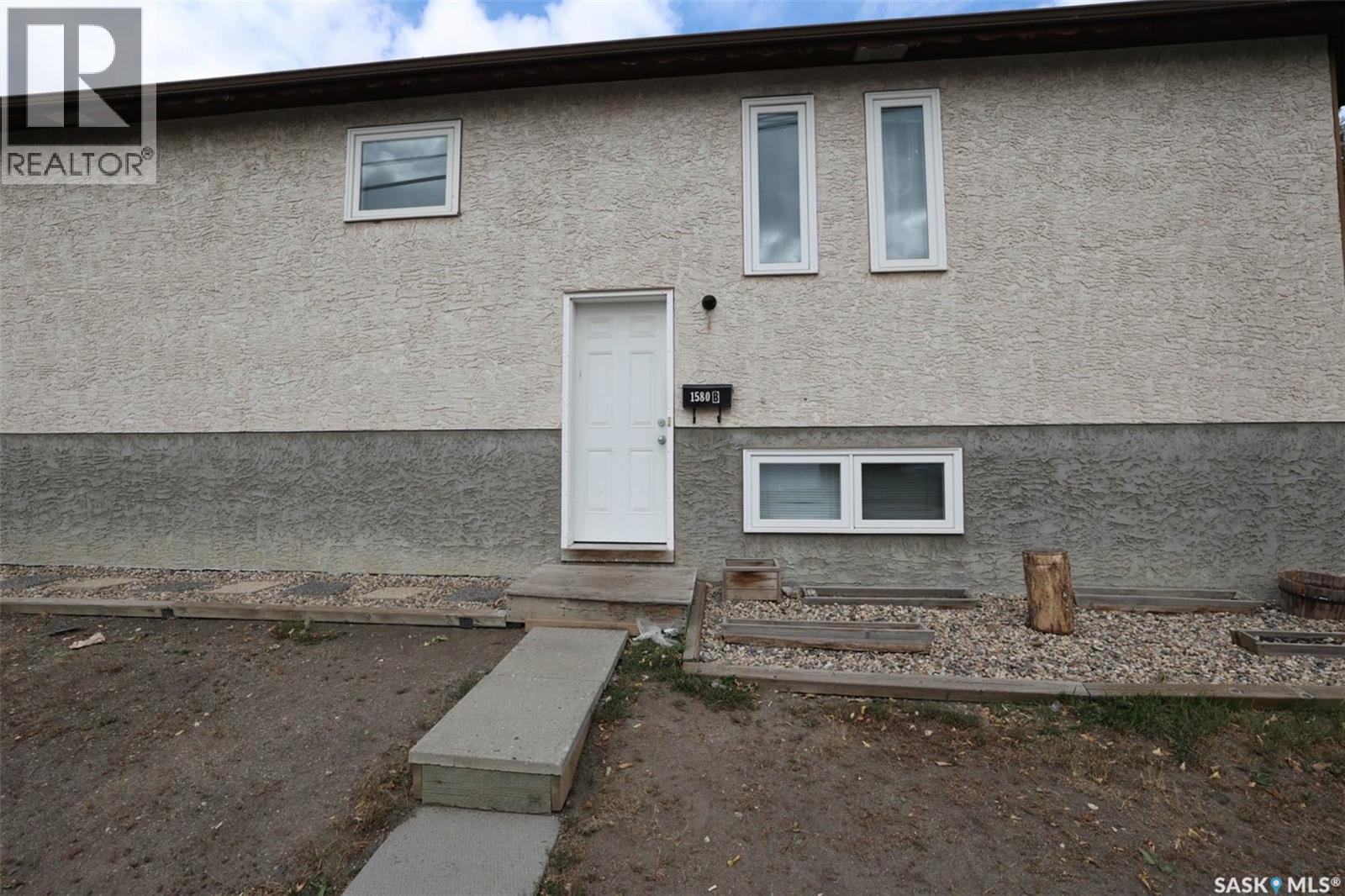 Photo 22 of 1580 Lacon Street, Regina SK