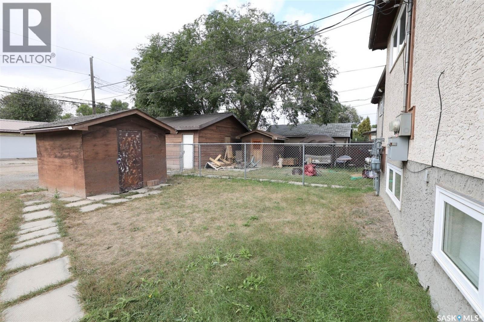 Photo 41 of 1580 Lacon Street, Regina SK