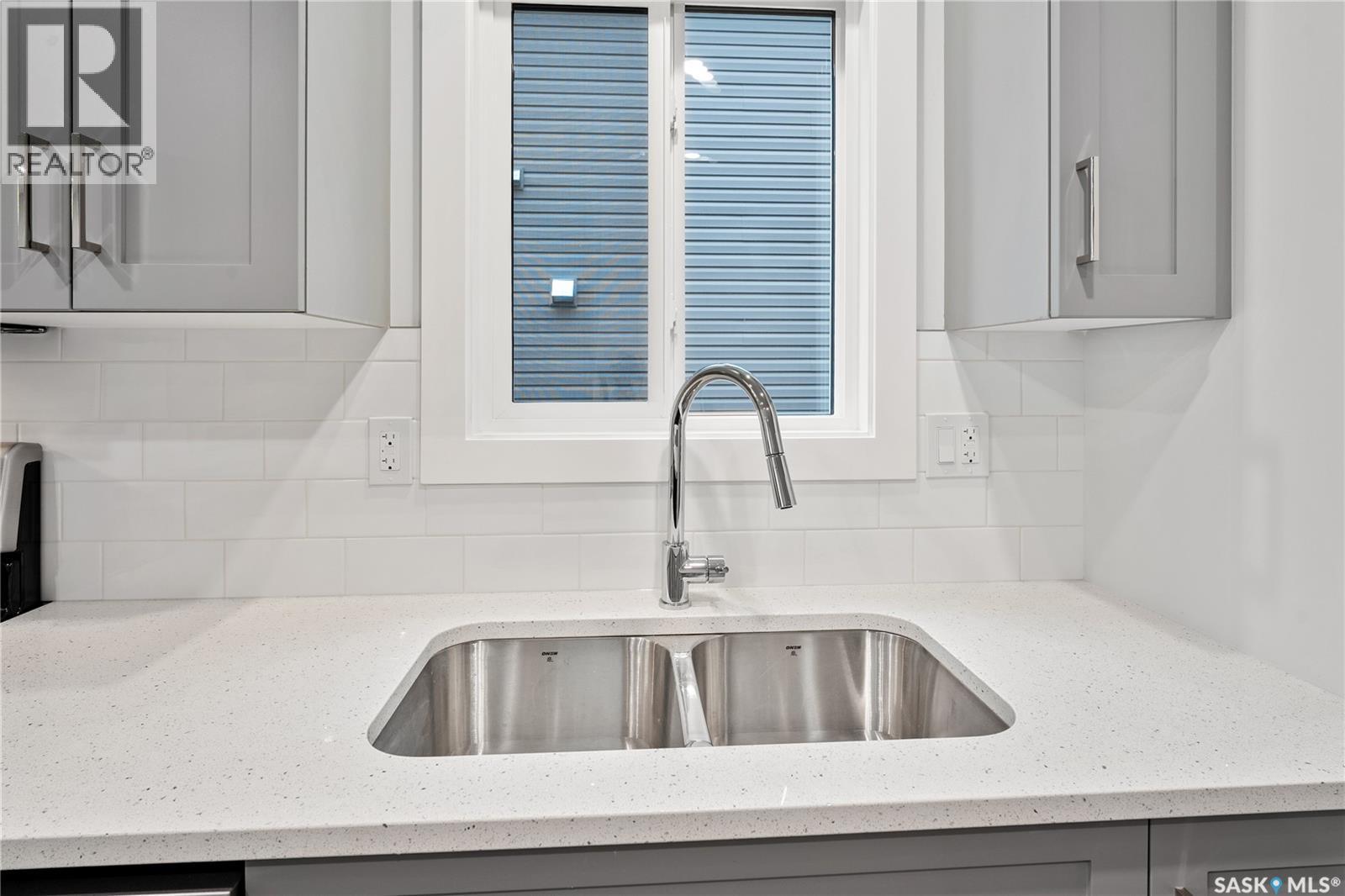 Photo 11 of 3149 Green Turtle Road, Regina SK