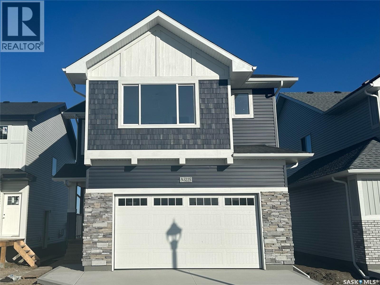 Photo 3 of 3114 Bowen Street, Regina SK