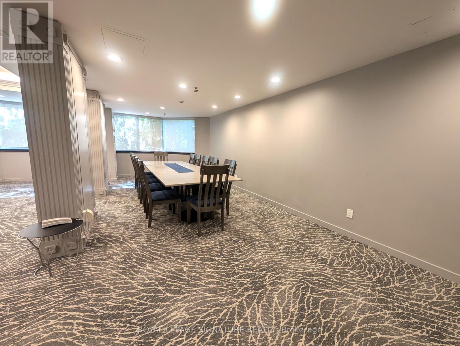 Photo 24 of 316 1001 Cedarglen Gate, Mississauga ON