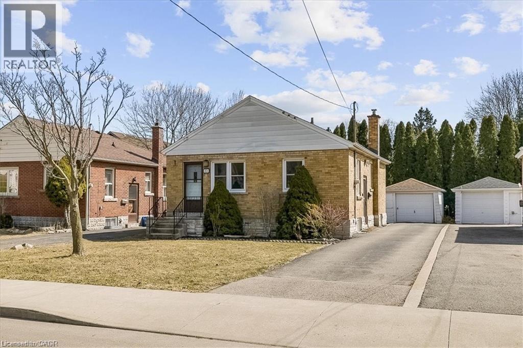 Photo 1 of 273 Bowman Street, Hamilton ON