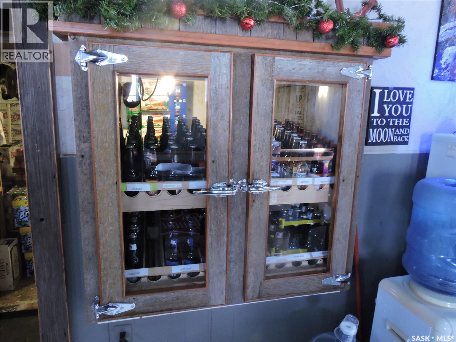 106 1st STREET E - Photo 5 of 27, Kincaid, Saskatchewan