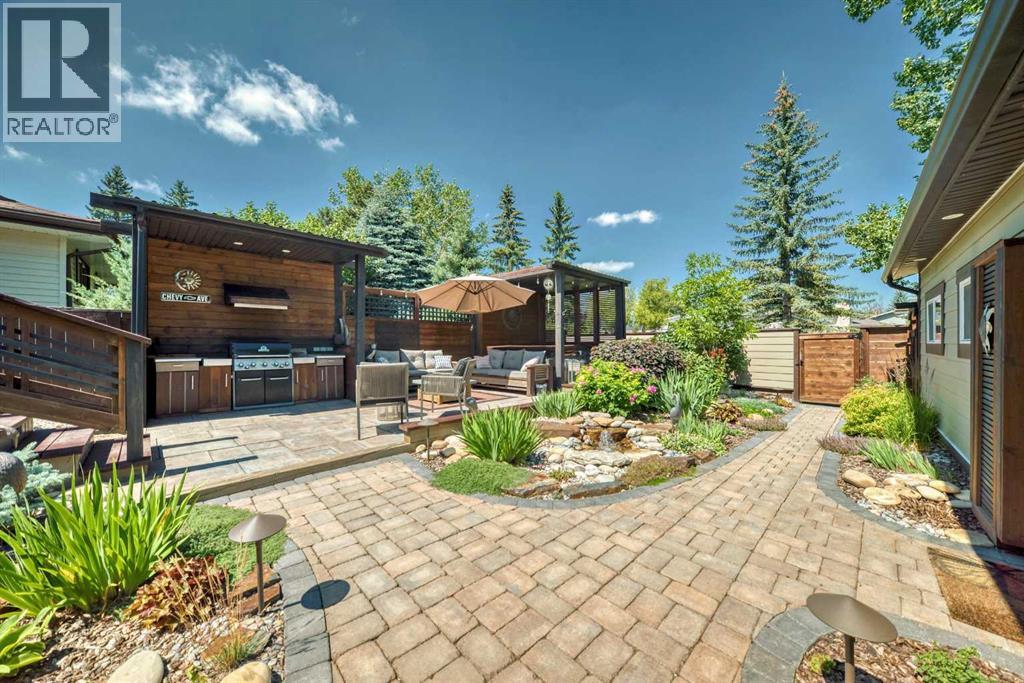 Photo 37 of 124 Oakcliffe Place Sw, Calgary AB