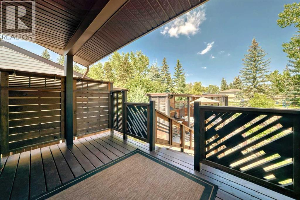 Photo 6 of 124 Oakcliffe Place Sw, Calgary AB