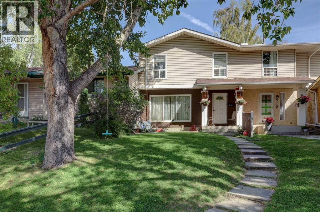 Photo 1 of 417 Ranchview Court Nw, Calgary AB