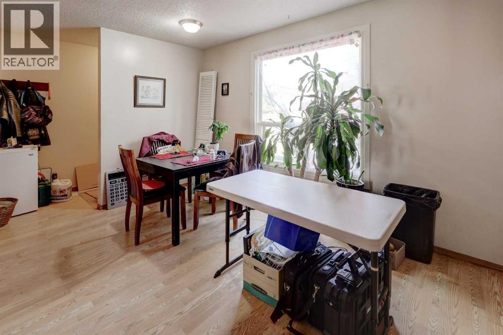 Photo 6 of 417 Ranchview Court Nw, Calgary AB