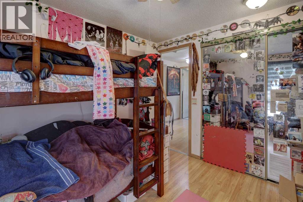 Photo 18 of 417 Ranchview Court Nw, Calgary AB