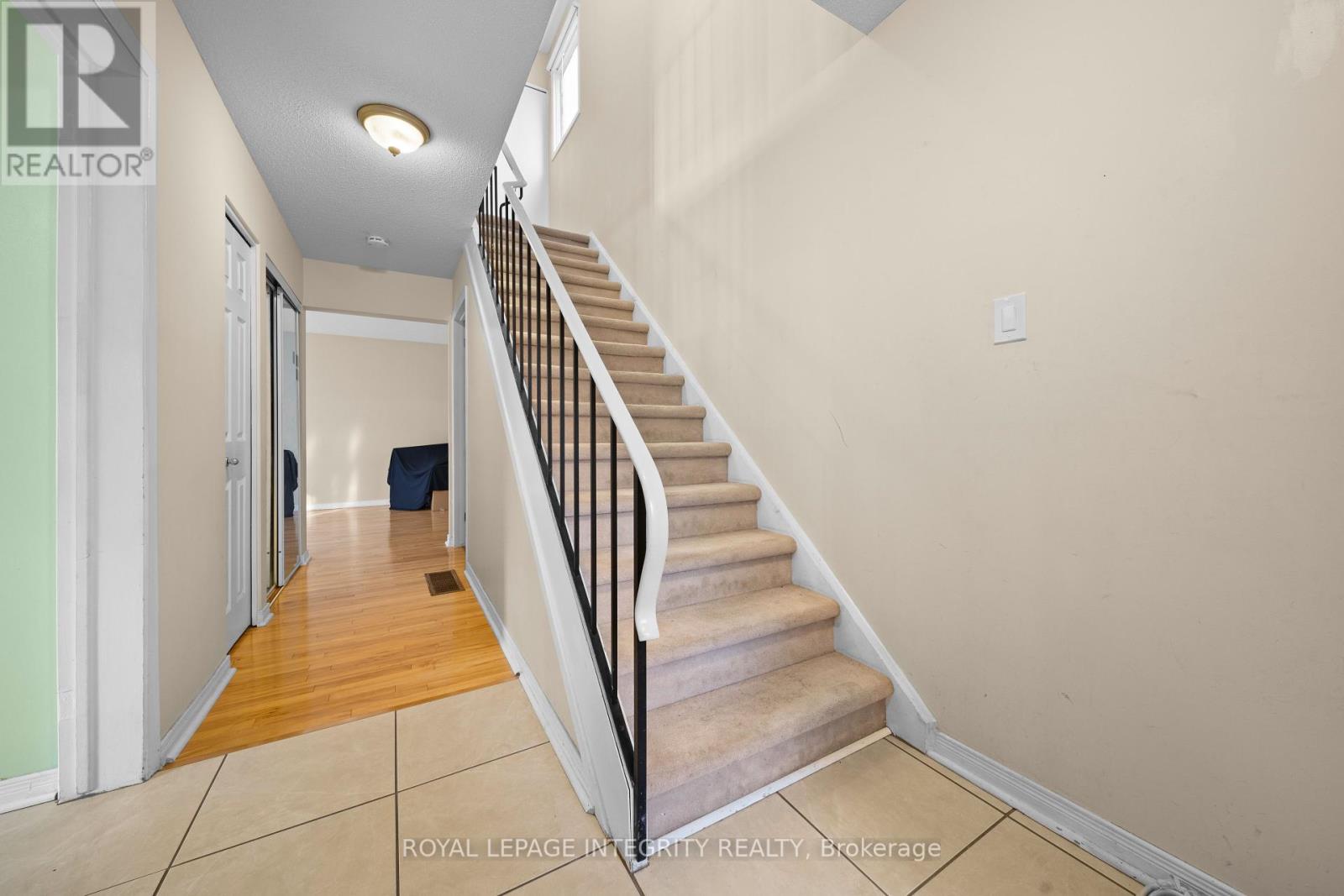 Photo 10 of 193 3310 Southgate Road, Ottawa ON