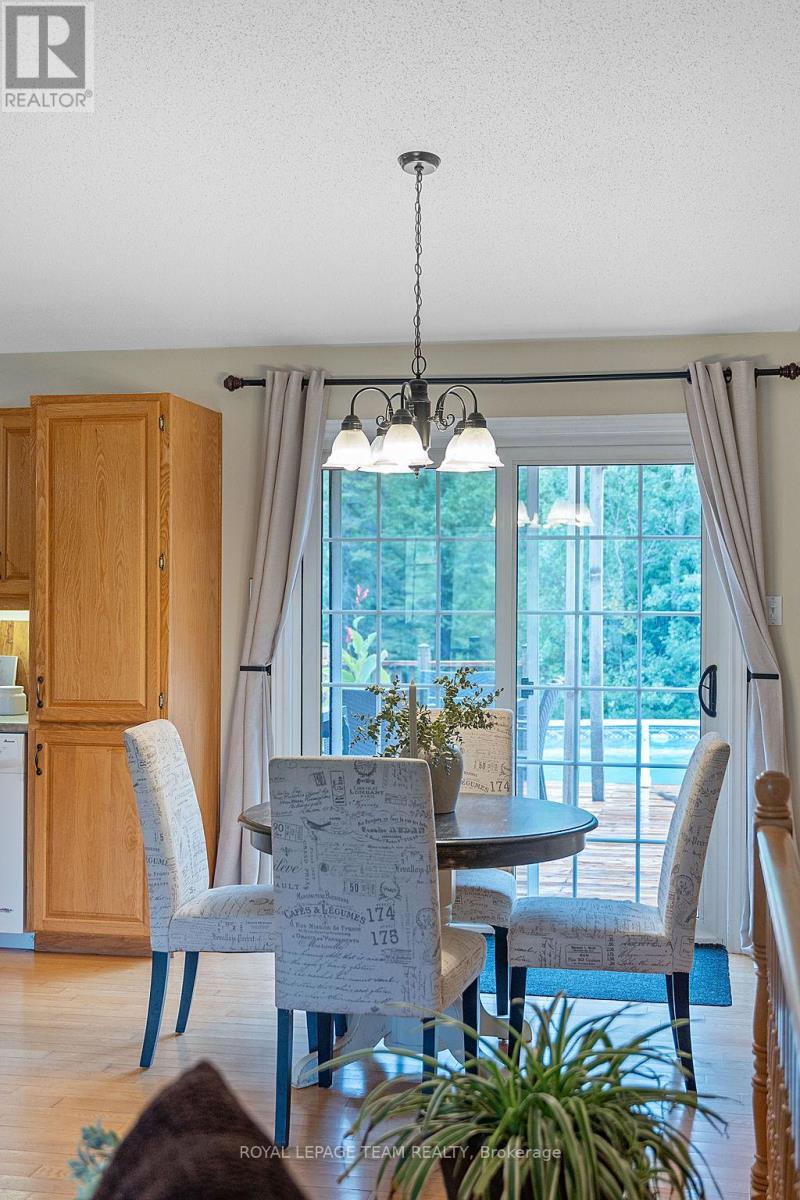 Photo 12 of 299 Golf Club Road, Mcnab Braeside ON