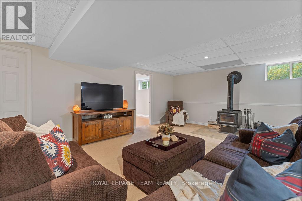 Photo 30 of 299 Golf Club Road, Mcnab Braeside ON
