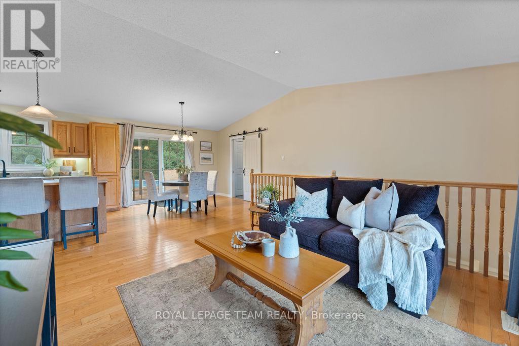 Photo 7 of 299 Golf Club Road, Mcnab Braeside ON