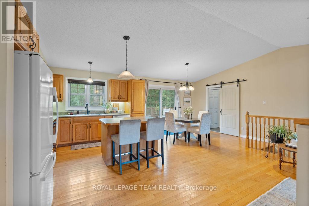 Photo 8 of 299 Golf Club Road, Mcnab Braeside ON