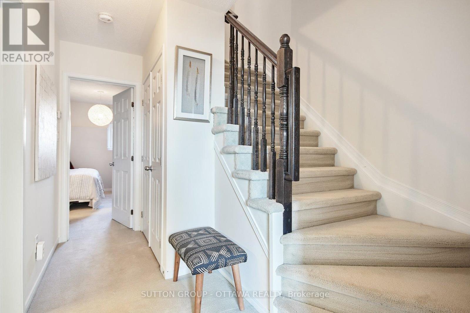 Photo 11 of 2625 Longfields Drive, Ottawa ON