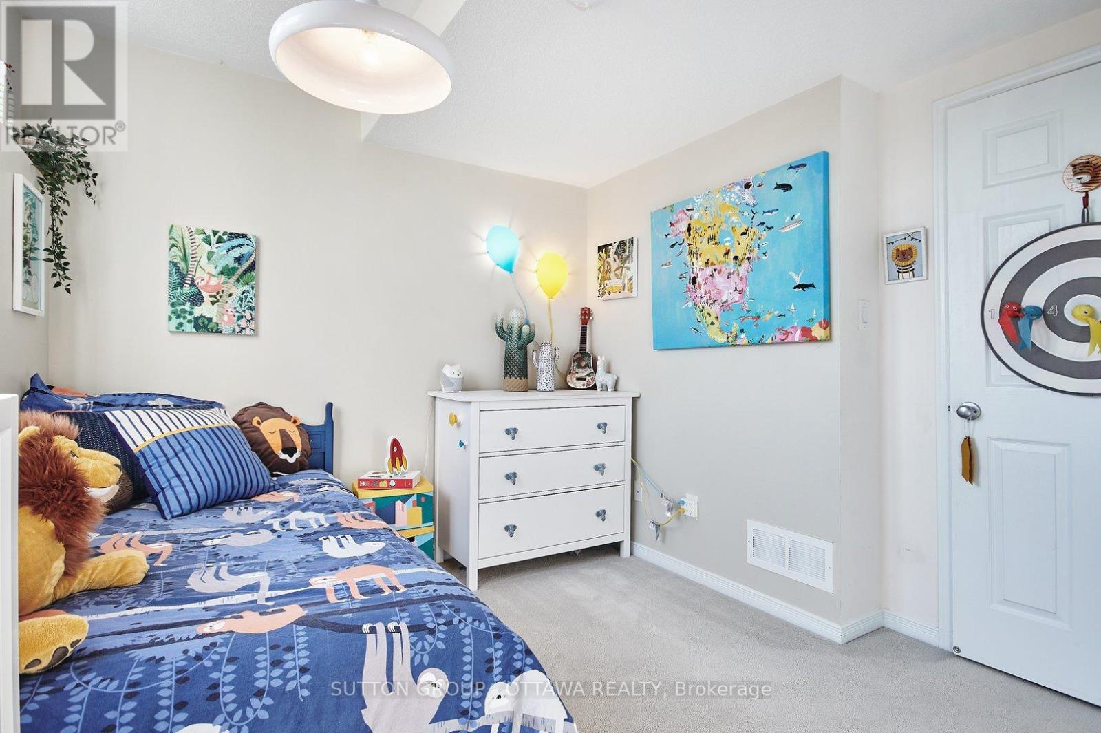 Photo 14 of 2625 Longfields Drive, Ottawa ON