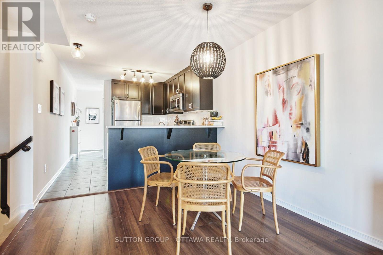 Photo 9 of 2625 Longfields Drive, Ottawa ON