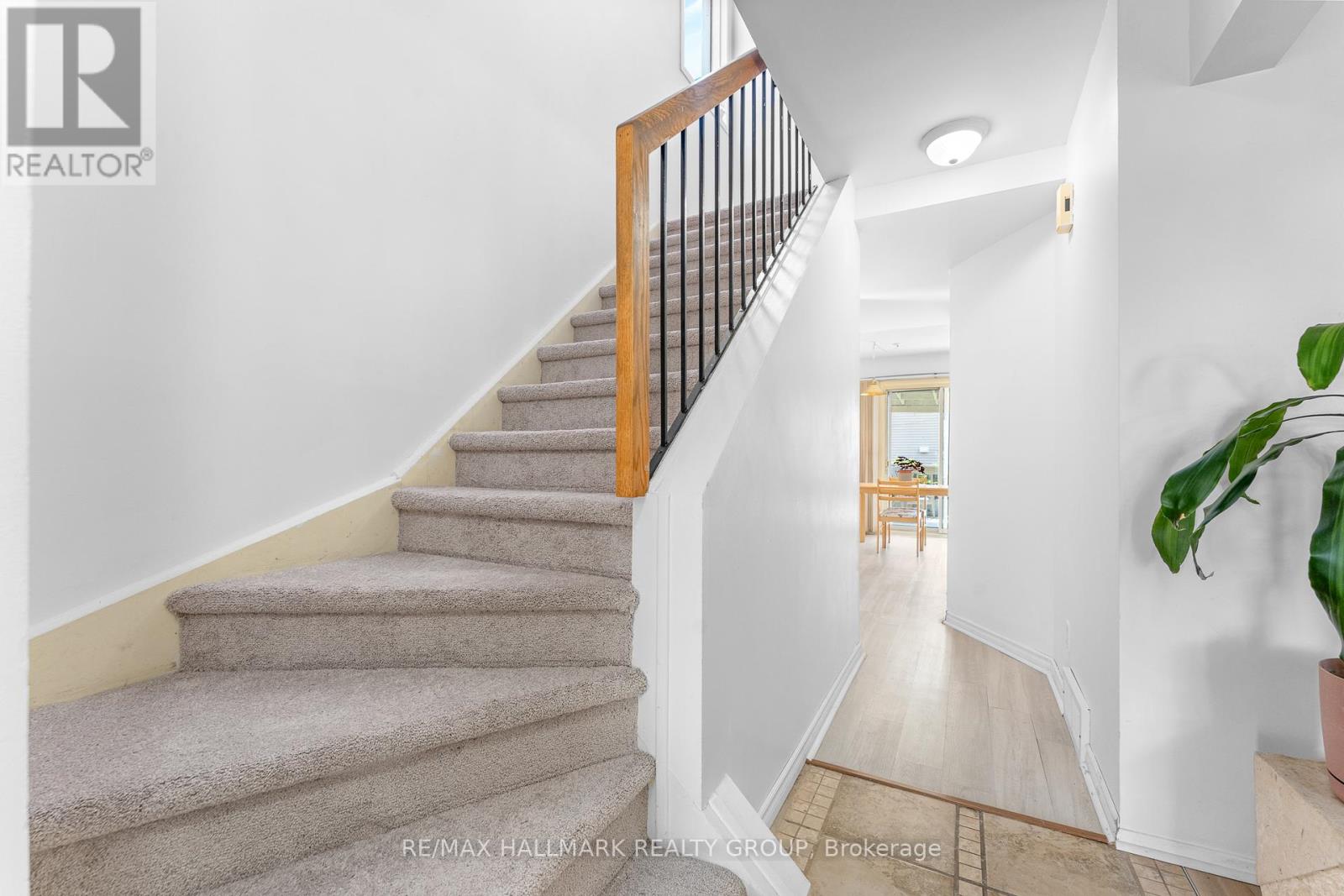 Photo 27 of 41 Sovereign Avenue, Ottawa ON
