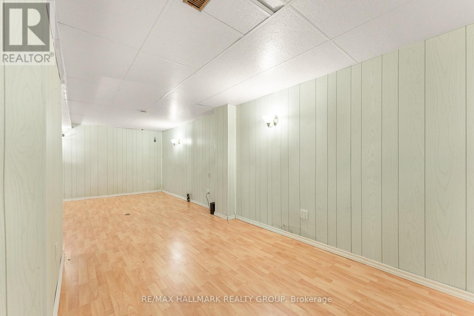 Photo 38 of 41 Sovereign Avenue, Ottawa ON