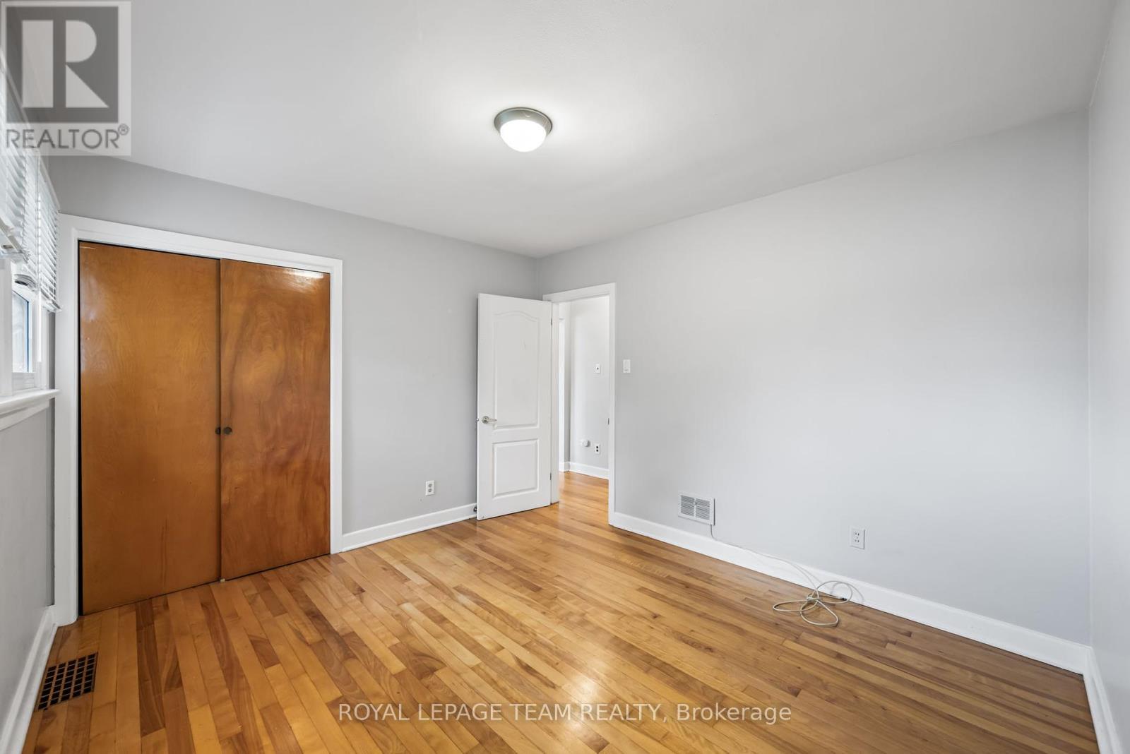 Photo 24 of 31 Savuto Way Street, Ottawa ON